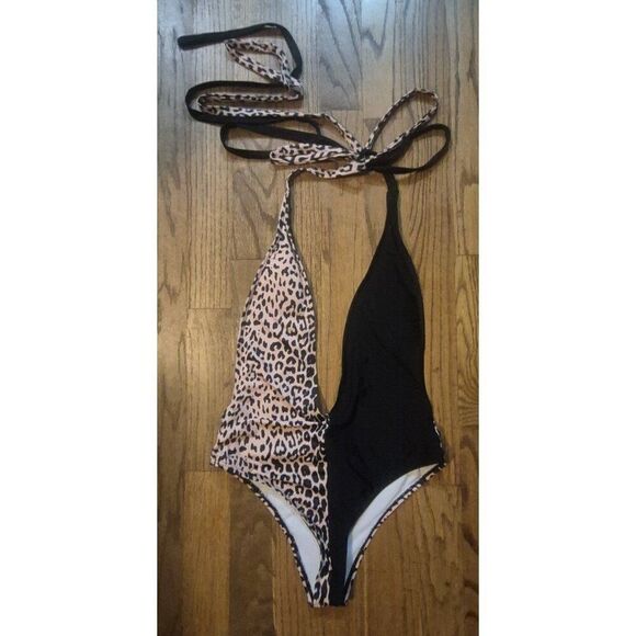 NWOT Sexy Open Back Plunge One-piece Bathingsuit Swimsuit Women's Size Large - Picture 1 of 3